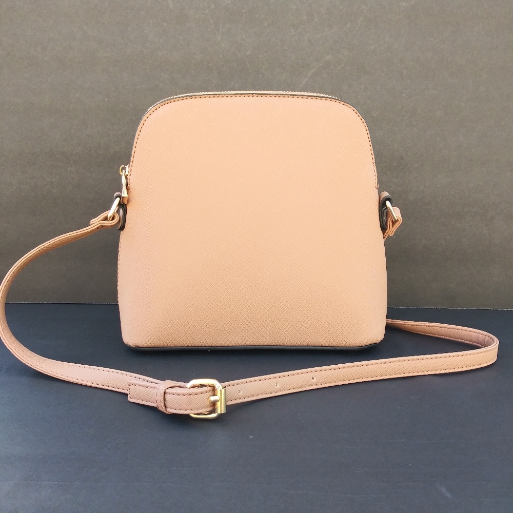 NWOT ISABELLE VEGAN CROSSBODY SHOULDER BAG PURSE - Picture 1 of 8